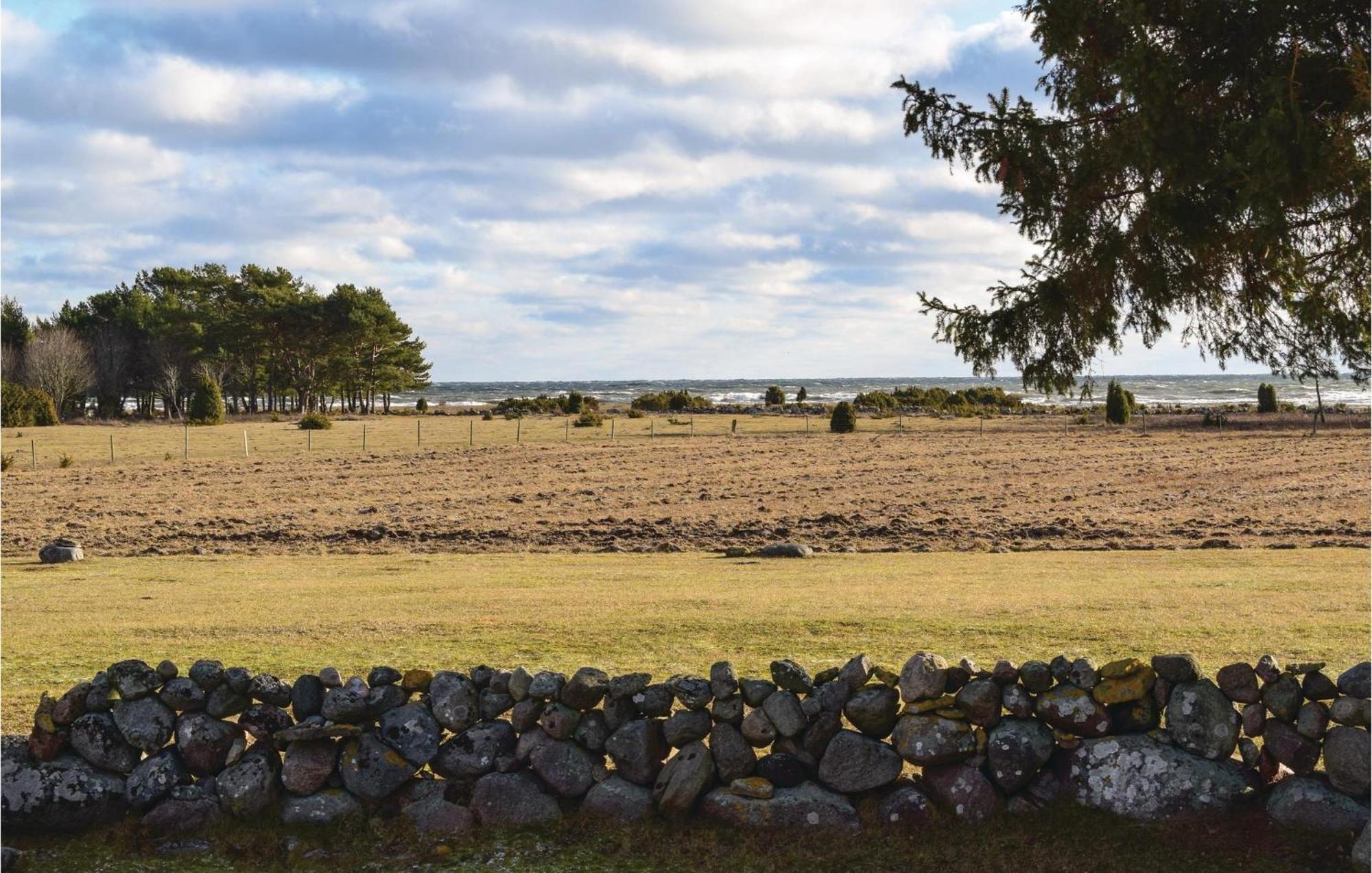Amazing Home In Loettorp With House Sea View Eksteriør billede